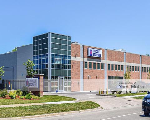 Source URL: https://cdnsc.rentcafe.com/dmslivecafe/3/1525615/1525615-1-2.jpg?width=-1&height=385&quality=80