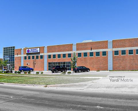 Source URL: https://cdnsc.rentcafe.com/dmslivecafe/3/1525615/1525615-1-4.jpg?width=-1&height=385&quality=80