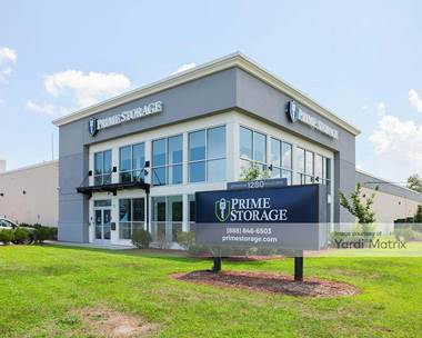 Storage Units for Rent available at 1280 Jefferson Blvd, Warwick, RI 02886
