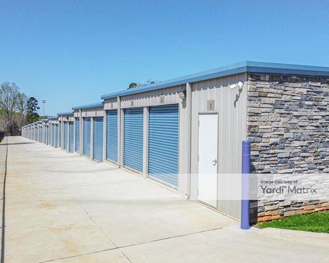 Source URL: https://cdnsc.rentcafe.com/dmslivecafe/3/1526392/1526392-1-3.jpg?width=-1&height=385&quality=80