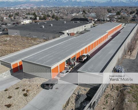 Source URL: https://cdnsc.rentcafe.com/dmslivecafe/3/1526394/1526394-1-3.jpg?width=-1&height=385&quality=80