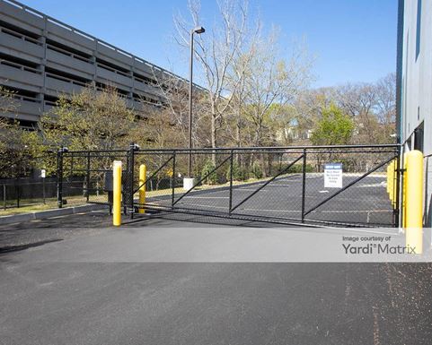 Source URL: https://cdnsc.rentcafe.com/dmslivecafe/3/1541156/1541156-1-4.jpg?width=-1&height=385&quality=80