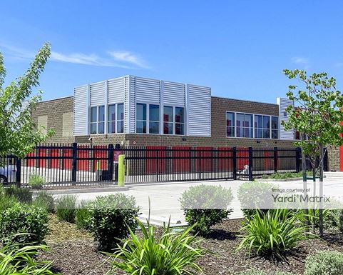 Source URL: https://cdnsc.rentcafe.com/dmslivecafe/3/1541158/1541158-1-4.jpg?width=-1&height=385&quality=80