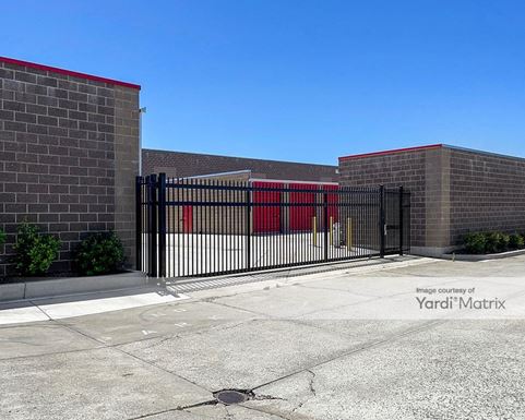 Source URL: https://cdnsc.rentcafe.com/dmslivecafe/3/1541158/1541158-1-5.jpg?width=-1&height=385&quality=80