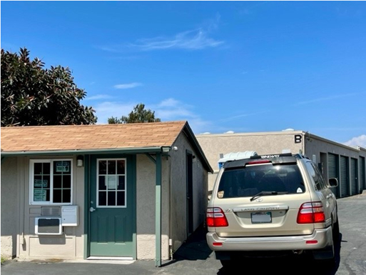 Source URL: https://cdnsc.rentcafe.com/dmslivecafe/3/1544087/office_pacificmelrose_13165_732639163(20251101115518914).png?width=-1&height=385&quality=80