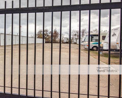 Source URL: https://cdnsc.rentcafe.com/dmslivecafe/3/1556365/1556365-1-3.jpg?width=-1&height=385&quality=80