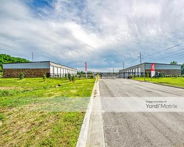 Storage Units for Rent available at 7557 NW Cookingham Drive, Kansas City, MO 64163