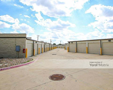 Source URL: https://cdnsc.rentcafe.com/dmslivecafe/3/1565437/1565437-1-5.jpg?width=-1&height=385&quality=80