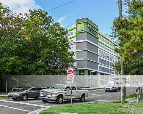 Source URL: https://cdnsc.rentcafe.com/dmslivecafe/3/1581747/1581747-1-4.jpg?width=-1&height=385&quality=80