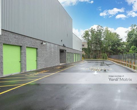 Source URL: https://cdnsc.rentcafe.com/dmslivecafe/3/1581748/1581748-1-3.jpg?width=-1&height=385&quality=80