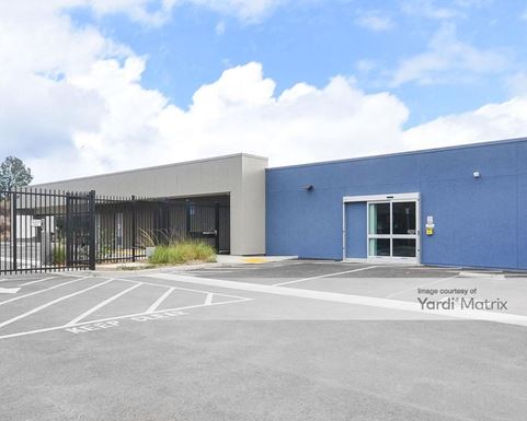 Source URL: https://cdnsc.rentcafe.com/dmslivecafe/3/1581753/1581753-1-5.jpg?width=-1&height=385&quality=80