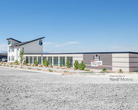 Source URL: https://cdnsc.rentcafe.com/dmslivecafe/3/1581762/1581762-1-2.jpg?width=-1&height=385&quality=80