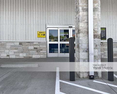 Source URL: https://cdnsc.rentcafe.com/dmslivecafe/3/1581772/1581772-1-4.jpg?width=-1&height=385&quality=80