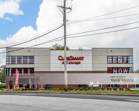 Source URL: https://cdnsc.rentcafe.com/dmslivecafe/3/1581779/1581779-1-4.jpg?width=-1&height=385&quality=80