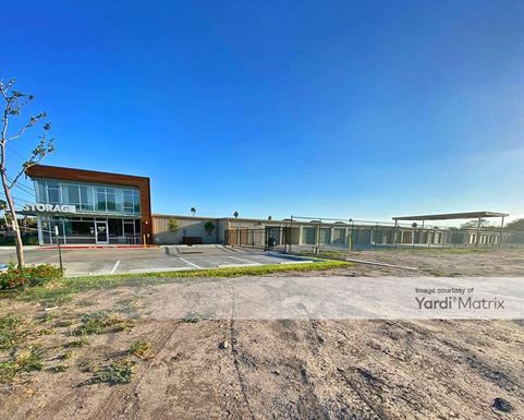 Source URL: https://cdnsc.rentcafe.com/dmslivecafe/3/1581781/1581781-1-3.jpg?width=-1&height=385&quality=80