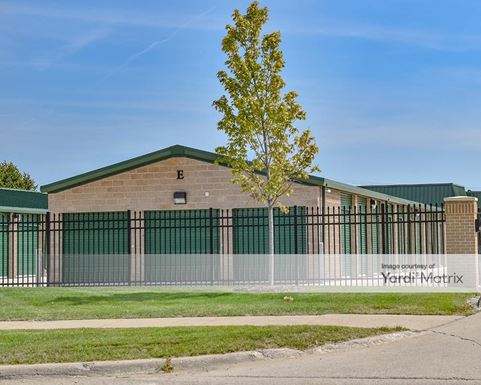 Source URL: https://cdnsc.rentcafe.com/dmslivecafe/3/1602635/1602635-1-5.jpg?width=-1&height=385&quality=80