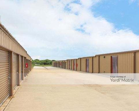 Source URL: https://cdnsc.rentcafe.com/dmslivecafe/3/1602682/1602682-1-4.jpg?width=-1&height=385&quality=80