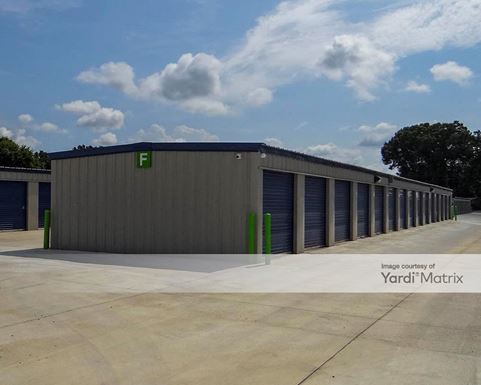 Source URL: https://cdnsc.rentcafe.com/dmslivecafe/3/1602695/1602695-1-2.jpg?width=-1&height=385&quality=80