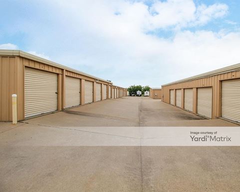 Source URL: https://cdnsc.rentcafe.com/dmslivecafe/3/1602710/1602710-1-2.jpg?width=-1&height=385&quality=80