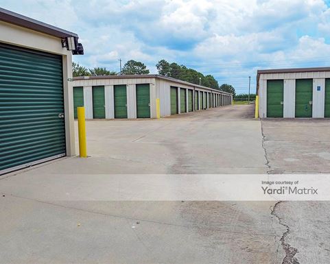 Source URL: https://cdnsc.rentcafe.com/dmslivecafe/3/1612566/1612566-1-4.jpg?width=-1&height=385&quality=80