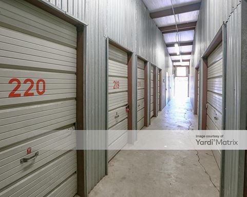 Source URL: https://cdnsc.rentcafe.com/dmslivecafe/3/1612708/1612708-1-5.jpg?width=-1&height=385&quality=80