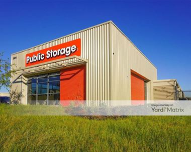 Storage Units for Rent available at 2400 Riverside Drive, Fort Worth, TX 76103