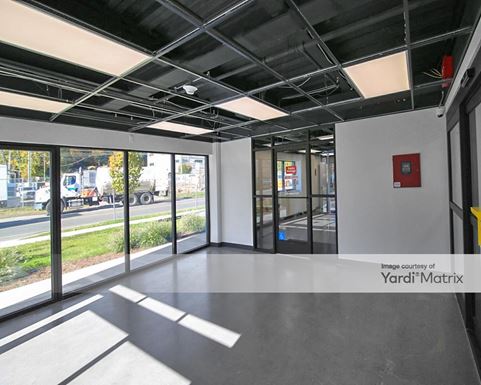 Source URL: https://cdnsc.rentcafe.com/dmslivecafe/3/1622491/1622491-1-4.jpg?width=-1&height=385&quality=80