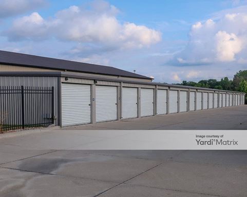 Source URL: https://cdnsc.rentcafe.com/dmslivecafe/3/1622516/1622516-1-6.jpg?width=-1&height=385&quality=80