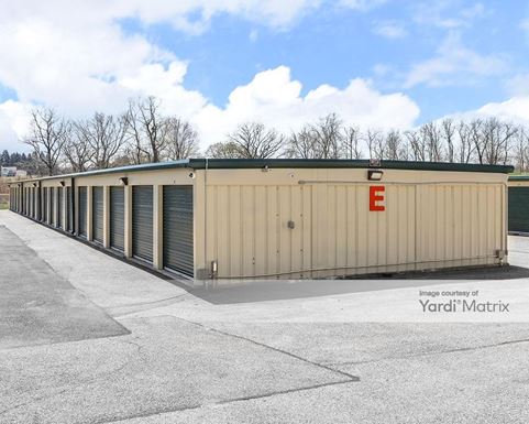 Source URL: https://cdnsc.rentcafe.com/dmslivecafe/3/1632378/1632378-1-4.jpg?width=-1&height=385&quality=80