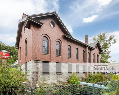 Source URL: https://cdnsc.rentcafe.com/dmslivecafe/3/1632422/1632422-1-4.jpg?width=-1&height=385&quality=80