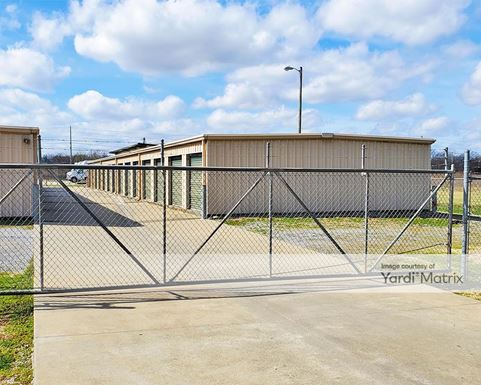 Source URL: https://cdnsc.rentcafe.com/dmslivecafe/3/1637803/1637803-1-2.jpg?width=-1&height=385&quality=80