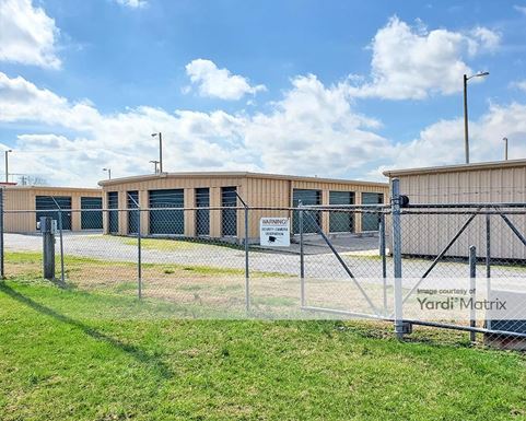 Source URL: https://cdnsc.rentcafe.com/dmslivecafe/3/1637803/1637803-1-3.jpg?width=-1&height=385&quality=80