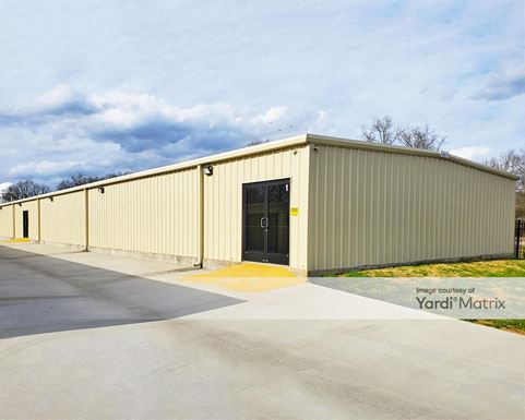 Source URL: https://cdnsc.rentcafe.com/dmslivecafe/3/1637815/1637815-1-2.jpg?width=-1&height=385&quality=80