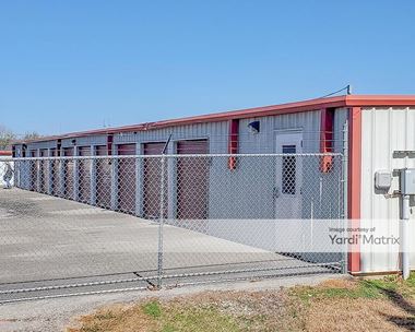 Storage Units for Rent available at 1231 Huntsville Hwy, Fayetteville, TN 37334