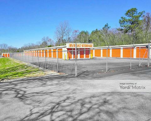 Source URL: https://cdnsc.rentcafe.com/dmslivecafe/3/1637833/1637833-1-4.jpg?width=-1&height=385&quality=80