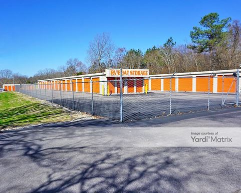 Source URL: https://cdnsc.rentcafe.com/dmslivecafe/3/1637833/1637833-1-5.jpg?width=-1&height=385&quality=80