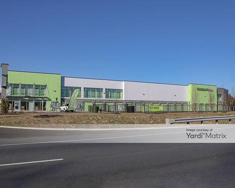 Source URL: https://cdnsc.rentcafe.com/dmslivecafe/3/1637854/1637854-1-6.jpg?width=-1&height=385&quality=80