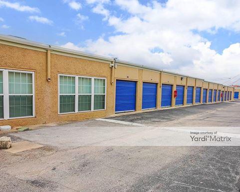 Source URL: https://cdnsc.rentcafe.com/dmslivecafe/3/1637864/1637864-1-3.jpg?width=-1&height=385&quality=80