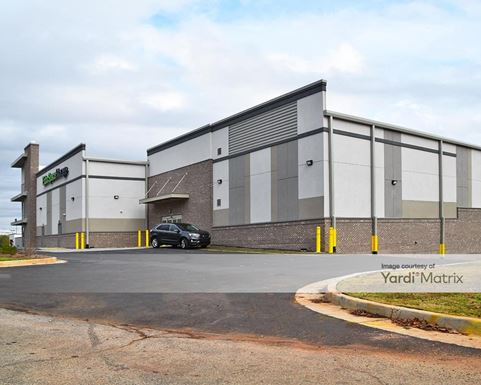 Source URL: https://cdnsc.rentcafe.com/dmslivecafe/3/1637880/1637880-1-3.jpg?width=-1&height=385&quality=80