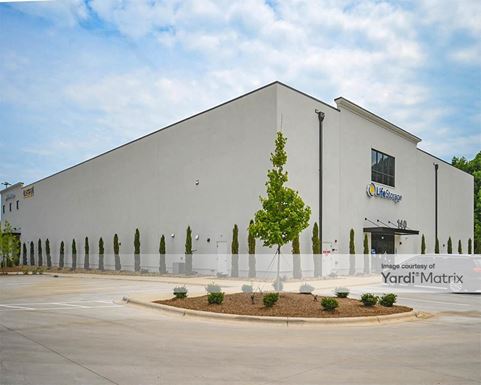 Source URL: https://cdnsc.rentcafe.com/dmslivecafe/3/1647915/1647915-1-2.jpg?width=-1&height=385&quality=80