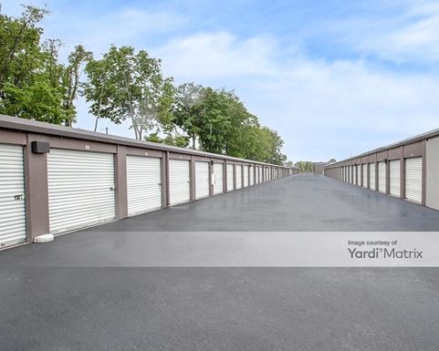 Source URL: https://cdnsc.rentcafe.com/dmslivecafe/3/1647934/1647934-1-3.jpg?width=-1&height=385&quality=80