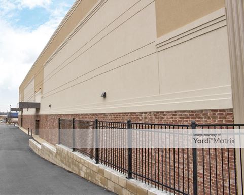 Source URL: https://cdnsc.rentcafe.com/dmslivecafe/3/1647935/1647935-1-4.jpg?width=-1&height=385&quality=80