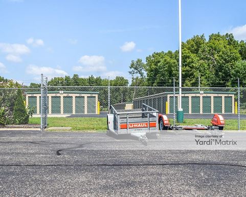 Source URL: https://cdnsc.rentcafe.com/dmslivecafe/3/1647945/1647945-1-5.jpg?width=-1&height=385&quality=80