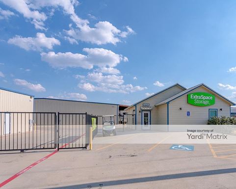 Source URL: https://cdnsc.rentcafe.com/dmslivecafe/3/1647958/1647958-1-3.jpg?width=-1&height=385&quality=80