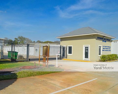 Source URL: https://cdnsc.rentcafe.com/dmslivecafe/3/1654951/1654951-1-2.jpg?width=-1&height=385&quality=80