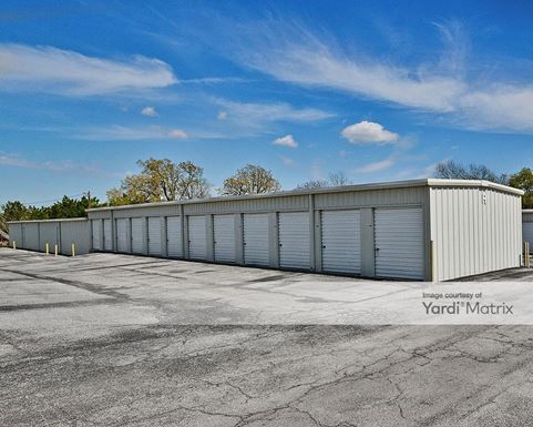 Source URL: https://cdnsc.rentcafe.com/dmslivecafe/3/1661458/1661458-1-5.jpg?width=-1&height=385&quality=80