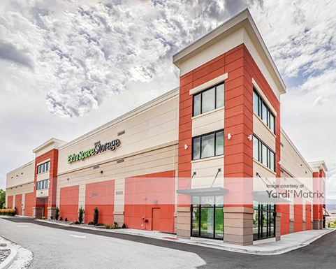 Source URL: https://cdnsc.rentcafe.com/dmslivecafe/3/1661477/1661477-1-4.jpg?width=-1&height=385&quality=80