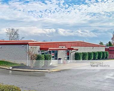 Storage Units for Rent available at 807 North Cumberland, Lebanon, TN 37087