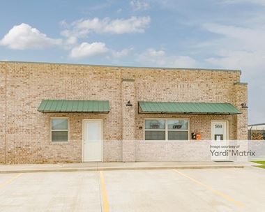 Storage Units for Rent available at 569 North Maestri Road, Springdale, AR 72762