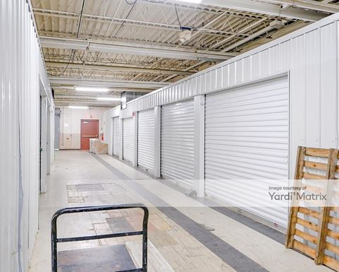 Source URL: https://cdnsc.rentcafe.com/dmslivecafe/3/1673757/1673757-1-5.jpg?width=-1&height=385&quality=80